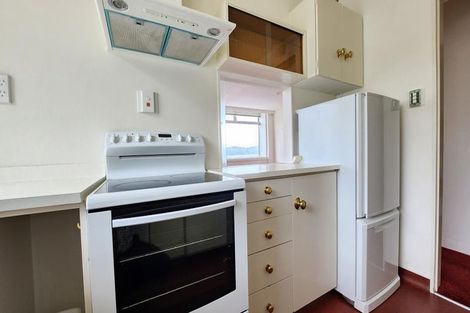 Photo of property in Jerningham Apartments, 20 Oriental Terrace, Oriental Bay, Wellington, 6011