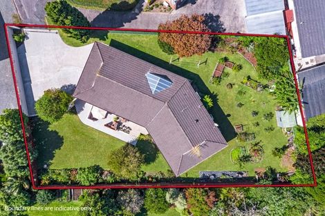 Photo of property in 17 Scanlen Terrace, Kelston, Auckland, 0602