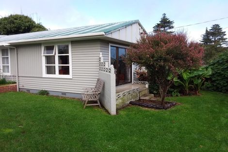 Photo of property in 7 Hadfield Street, Patea, 4520