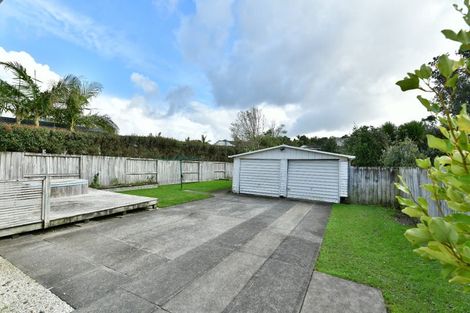 Photo of property in 5 Walton Street, Red Beach, 0932