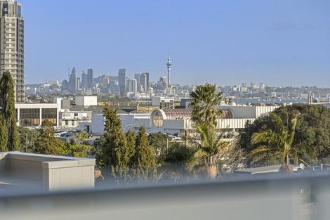 Photo of property in 16a Killarney Street, Takapuna, Auckland, 0622