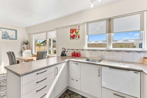 Photo of property in 22a Stafford Street, Waitara, 4320