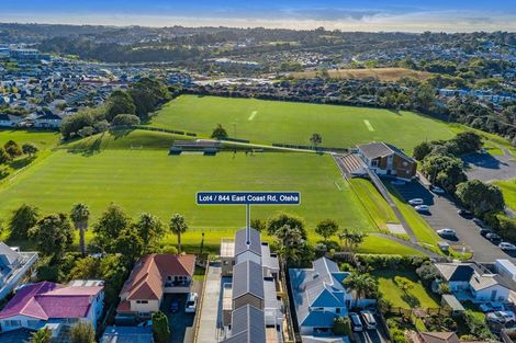 Photo of property in 844d East Coast Road, Oteha, Auckland, 0630