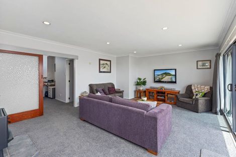 Photo of property in 18 Andrew Place, Otumoetai, Tauranga, 3110