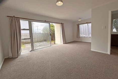 Photo of property in 2/154 Onepu Road, Lyall Bay, Wellington, 6022