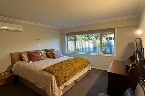 Photo of property in 66 Braid Road, St Andrews, Hamilton, 3200