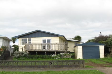 Photo of property in 29 Battiscombe Terrace, Waitara, 4320