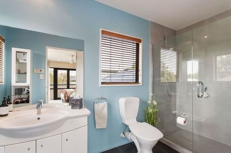 Photo of property in 17a Young Street, Somerfield, Christchurch, 8024