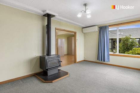 Photo of property in 17 Salmond Street, Halfway Bush, Dunedin, 9010
