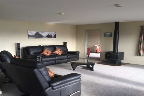 Photo of property in 46 Cathedral Drive, Manapouri, 9679