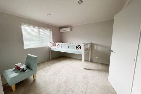 Photo of property in 26 Hornbill Drive, Fairview Heights, Auckland, 0632