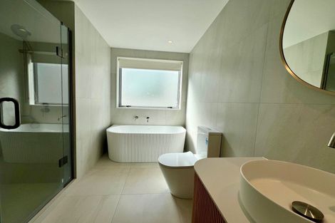 Photo of property in 109 Prince Regent Drive, Half Moon Bay, Auckland, 2012