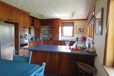 Photo of property in 1908 Paparoa Valley Road, Paparoa, 0571