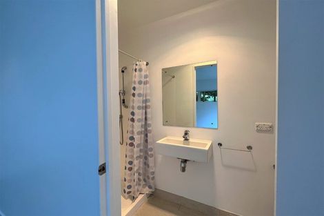 Photo of property in 1a Sycamore Drive, Sunnynook, Auckland, 0620