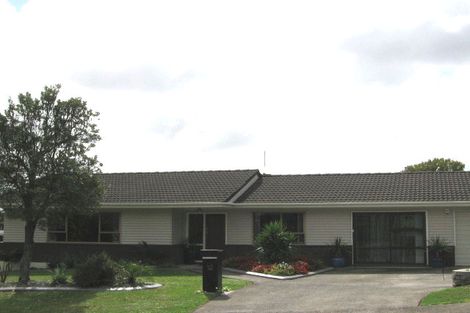 Photo of property in 12 Matuhi Rise, Henderson, Auckland, 0612