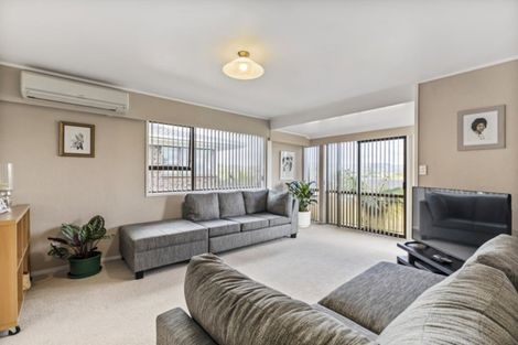 Photo of property in 11/9 Evans Road, Glen Eden, Auckland, 0602