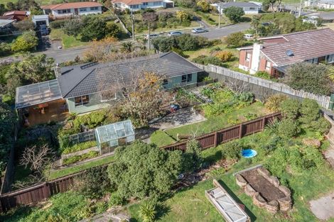 Photo of property in 103 Tilley Road, Paekakariki, 5034