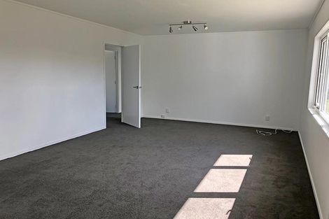 Photo of property in 1/18 Tironui Station Road East, Papakura, 2112