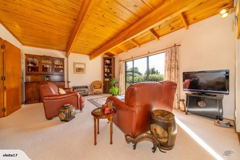 Photo of property in 9 Dunleith Grove, Silverstream, Upper Hutt, 5019