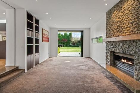 Photo of property in 243 Ilam Road, Ilam, Christchurch, 8041