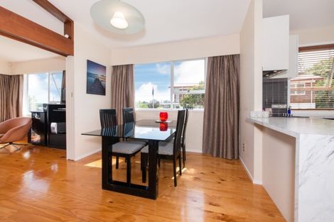 Photo of property in 32 Renata Crescent, Te Atatu Peninsula, Auckland, 0610