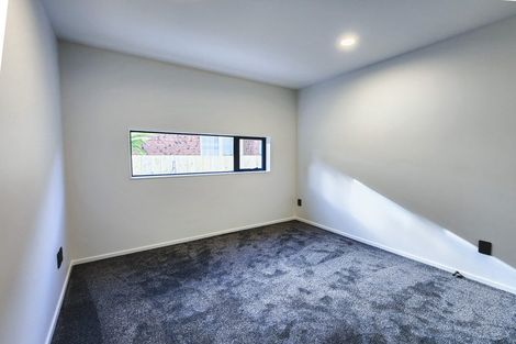 Photo of property in 2 Embling Place, Eastern Beach, Auckland, 2012