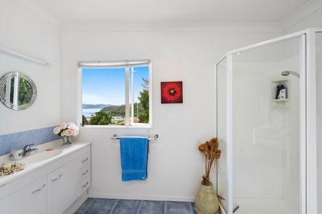 Photo of property in 52 Kings Road, Paihia, 0200