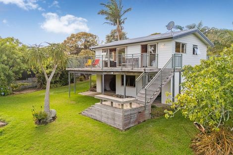 Photo of property in 3 Wigmore Crescent, Hahei, Whitianga, 3591
