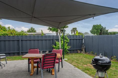 Photo of property in 106 Meeanee Road, Taradale, Napier, 4112