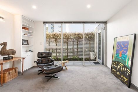 Photo of property in 30 Carlton Mill Road, Merivale, Christchurch, 8014