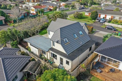 Photo of property in 1 Yacht Place, Bucklands Beach, Auckland, 2012