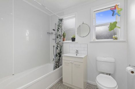 Photo of property in 25 Fleet Street, Naenae, Lower Hutt, 5011