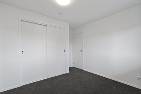 Photo of property in 3d/4045 Great North Road, Glen Eden, Auckland, 0602