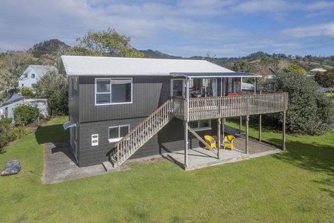 Photo of property in 12 Hardy Place, Cooks Beach, Whitianga, 3591