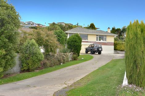 Photo of property in 13 Seaview Terrace, Kew, Dunedin, 9012