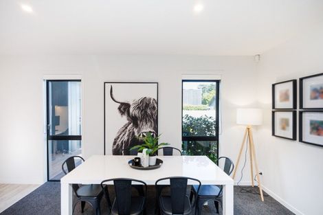 Photo of property in 58 Kanuka Drive, Hokowhitu, Palmerston North, 4410