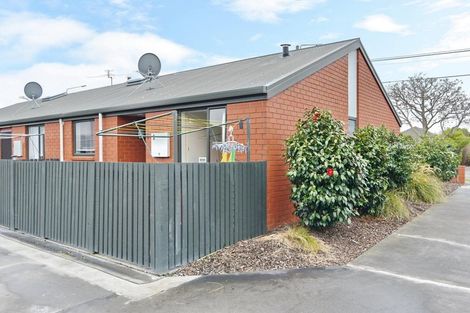 Photo of property in 214a Breezes Road, Aranui, Christchurch, 8061