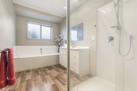 Photo of property in 84 Aronui Road, Bridge Hill, Alexandra, 9320