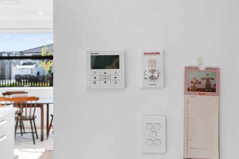 Photo of property in 11 Hinaki Street, Poike, Tauranga, 3112