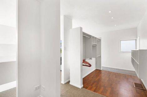 Photo of property in 2/20 Sycamore Drive, Sunnynook, Auckland, 0620