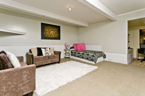 Photo of property in 51 Sycamore Drive, Sunnynook, Auckland, 0620