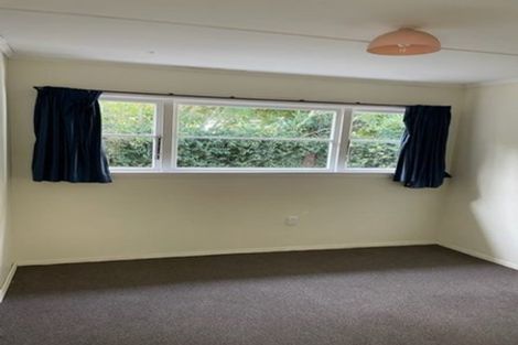 Photo of property in 8a Gavin Road, Raumati Beach, Paraparaumu, 5032