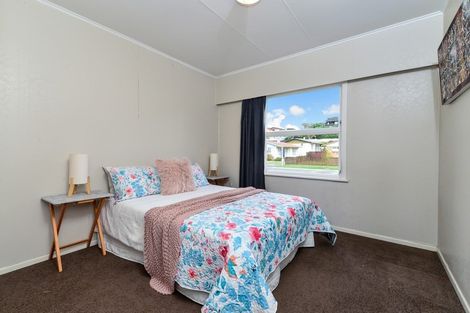 Photo of property in 74 Bremworth Avenue, Dinsdale, Hamilton, 3204