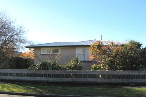 Photo of property in 35 Cardinal Drive, Hillmorton, Christchurch, 8025