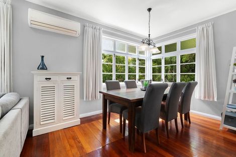 Photo of property in 14 Springtime Crescent, Stanmore Bay, Whangaparaoa, 0932