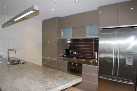 Photo of property in Dune, 2a/138 Oriental Parade, Oriental Bay, Wellington, 6011