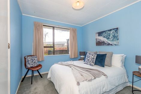 Photo of property in 17 Burnridge Place, Belfast, Christchurch, 8051