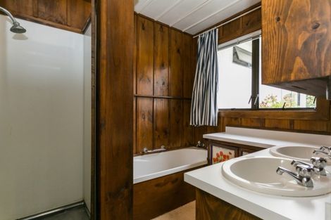 Photo of property in 33 Plassey Street, Havelock North, 4130