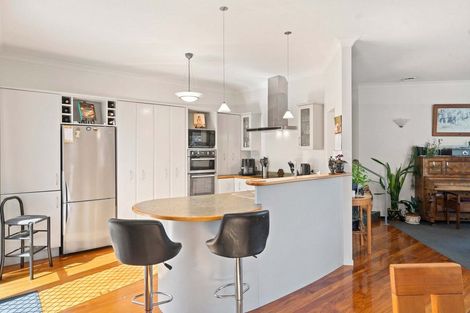 Photo of property in 2 Summerhaven Place, Ohauiti, Tauranga, 3112