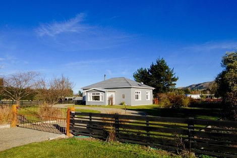 Photo of property in 64 Waihao Back Road, Waimate, 7979